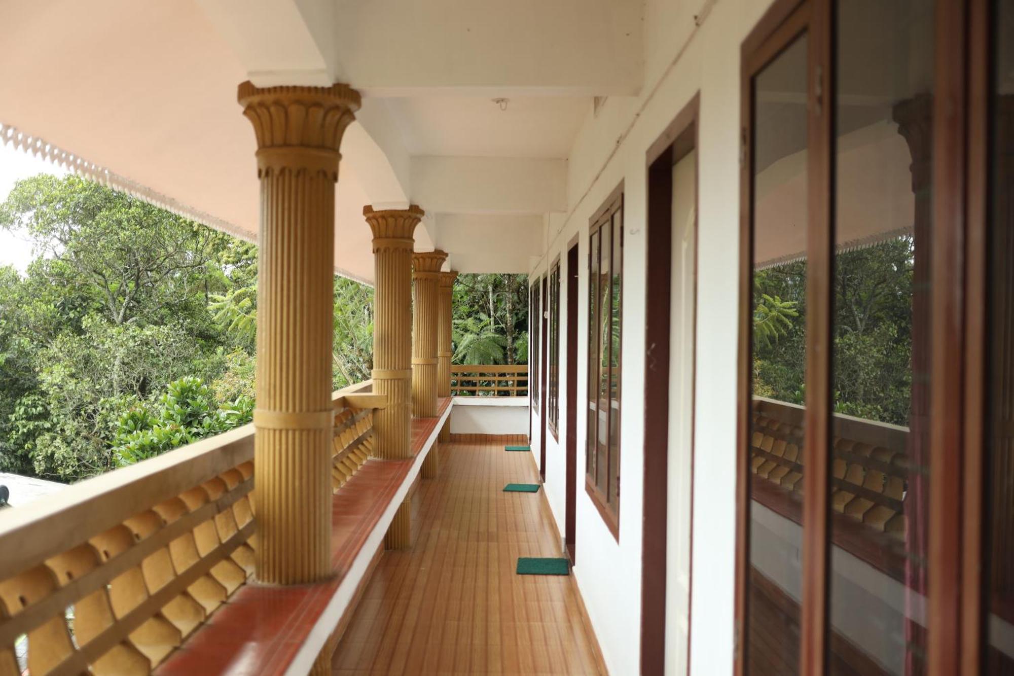 Ashramam Health Resort Kattappana Esterno foto